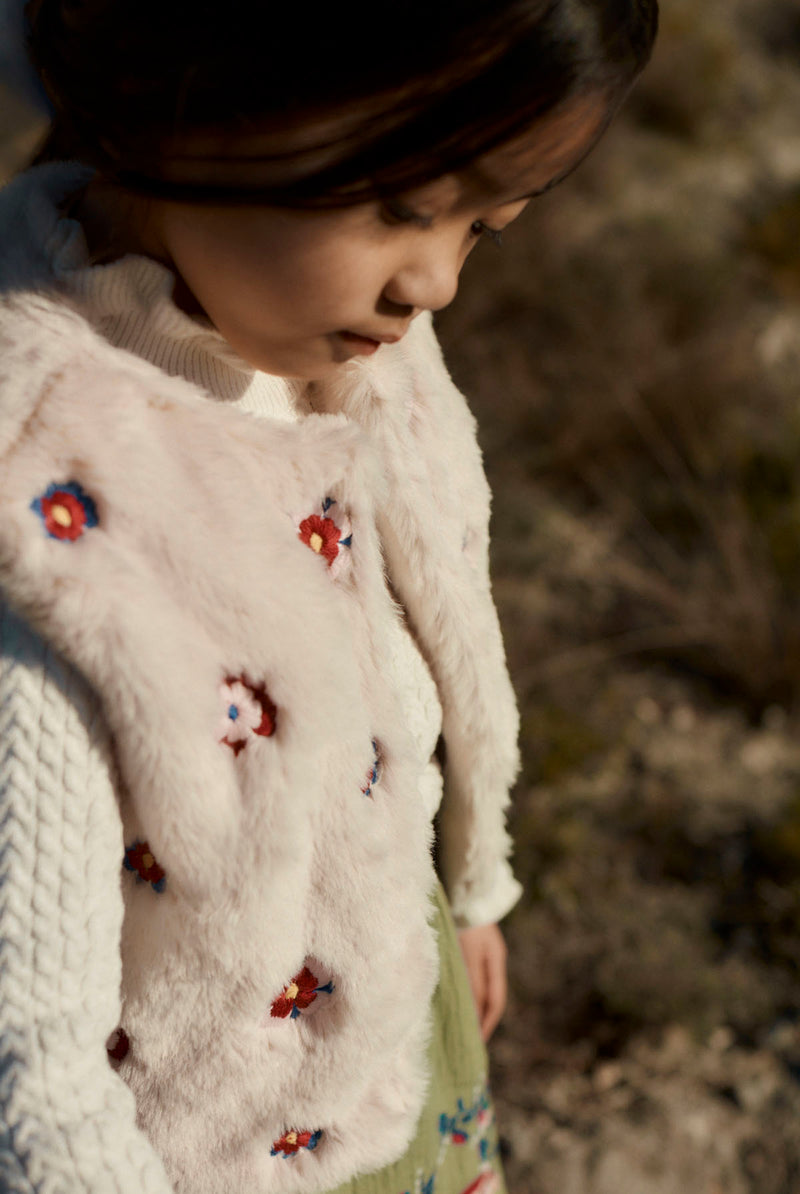 Liliou Vest