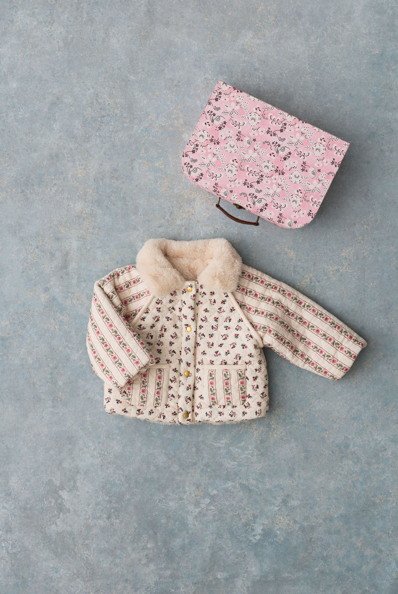 Le Trousseau Bébé – Veste Fleurie