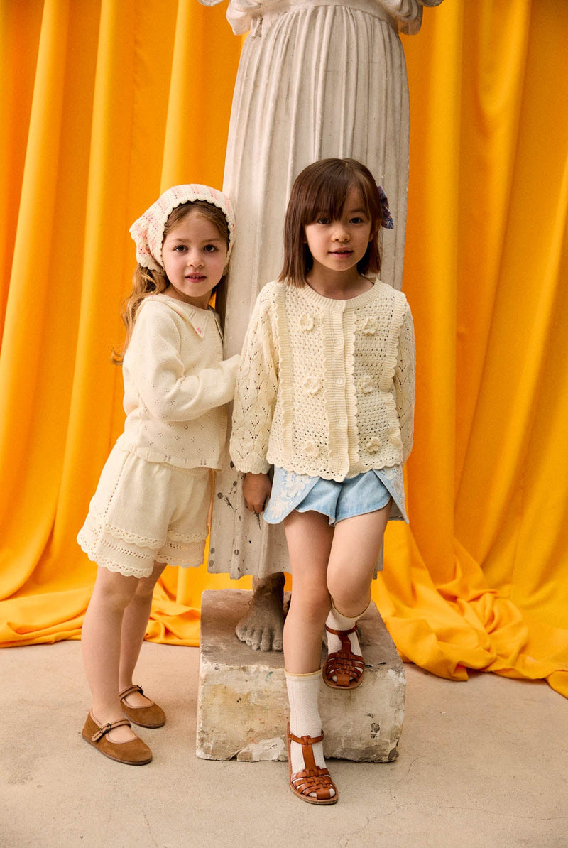 Short Asya