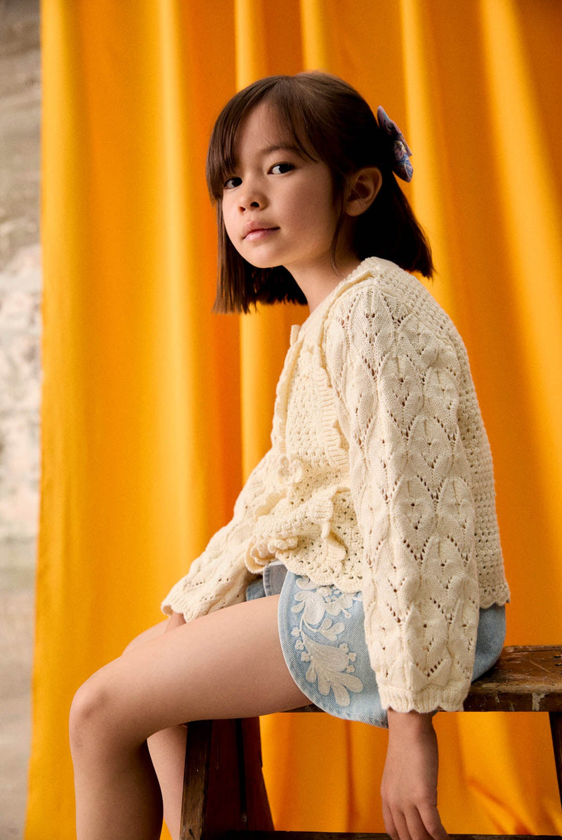 Short Asya