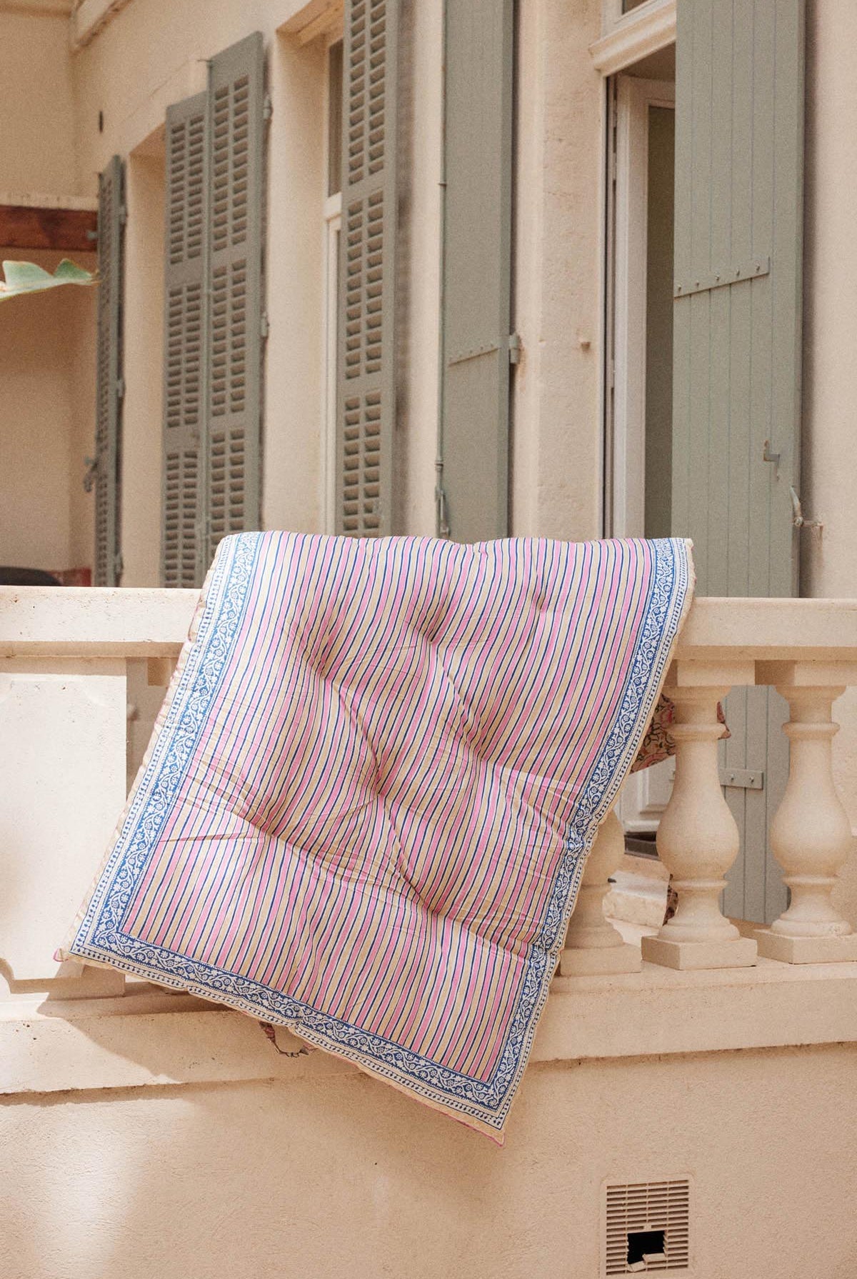 Matelas De Sol Many