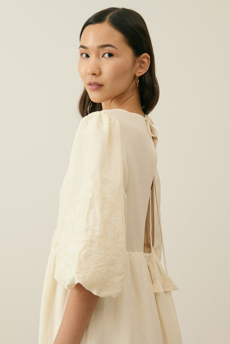 Robe Ilana